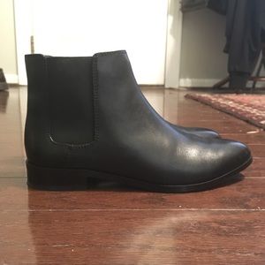 Ann Taylor Gail Leather Chelsea Boot size 7